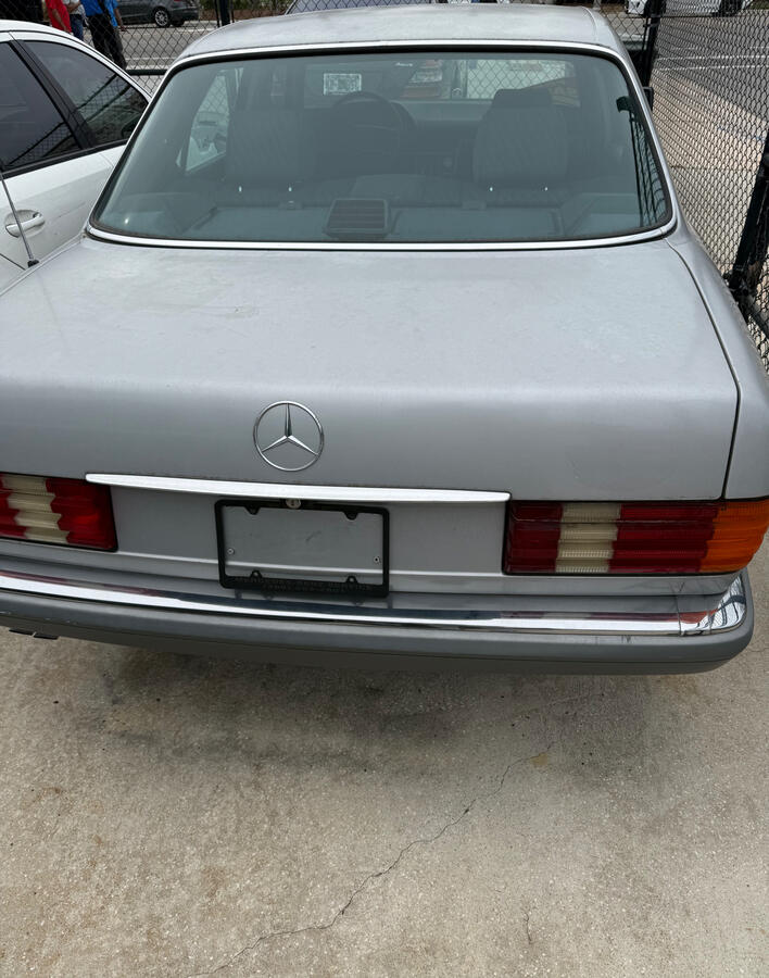 1986 1986